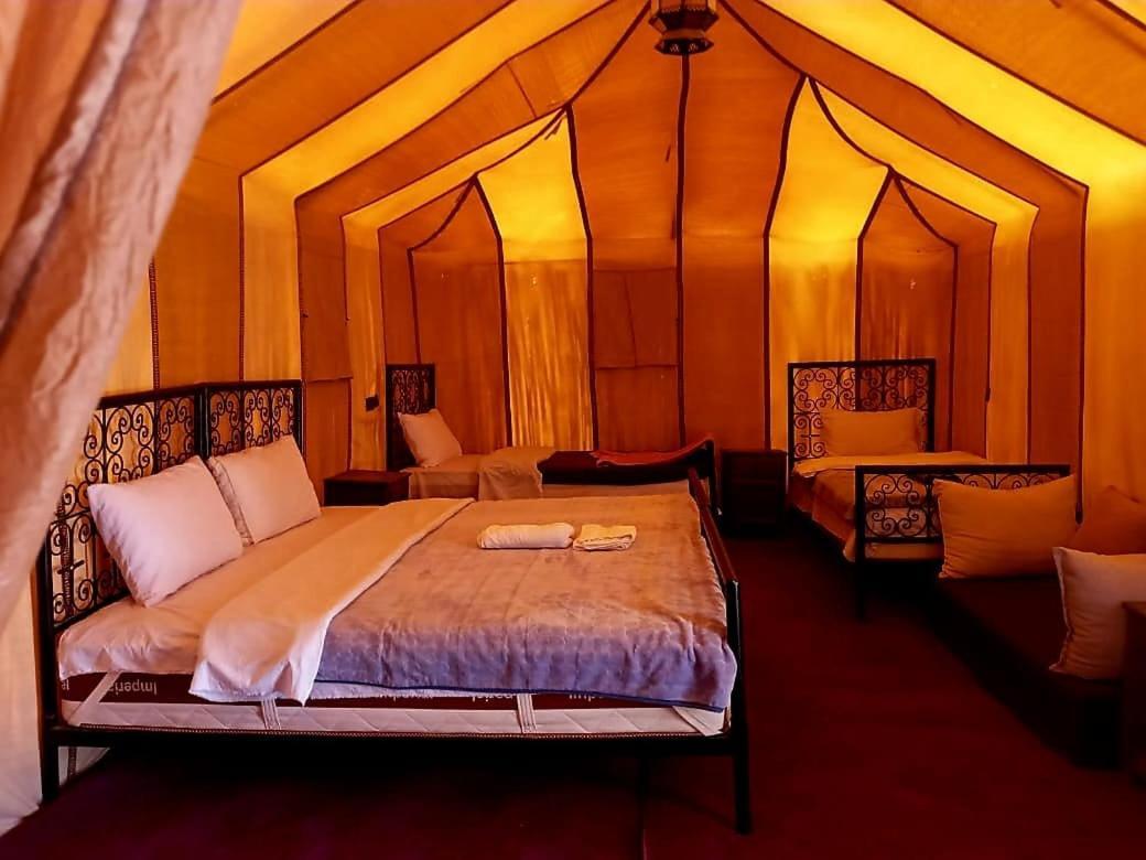 Luxury Sandy Glamping Мерзуга Экстерьер фото