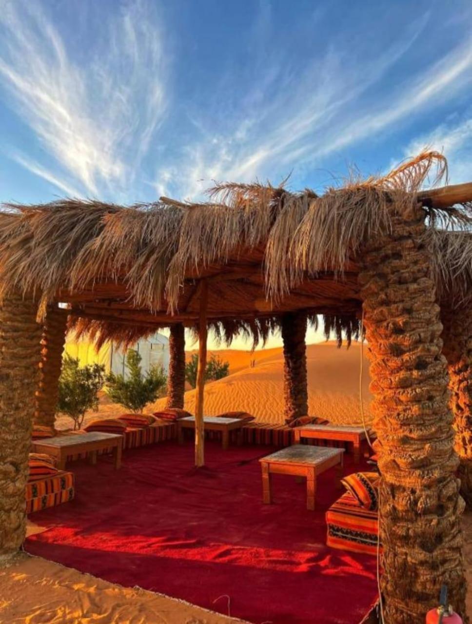 Luxury Sandy Glamping Мерзуга Экстерьер фото